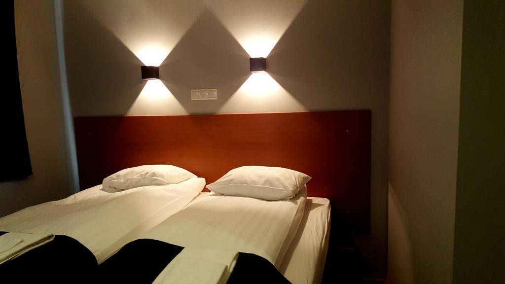 Hotel Austur Reydarfjordur Esterno foto